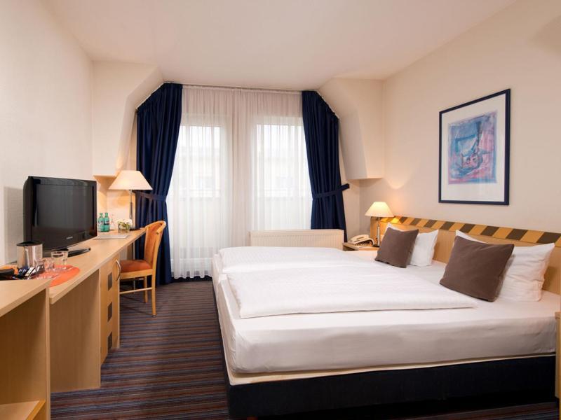 Achat Hotel Dresden Elbufer Oda fotoğraf
