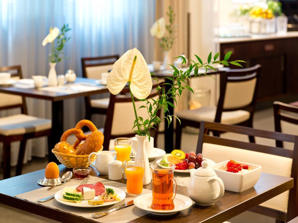 Achat Hotel Dresden Elbufer Dış mekan fotoğraf
